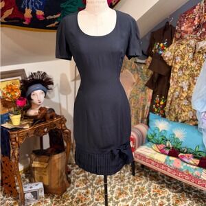 VTG Alberta Ferretti Black Short Sleeve Knee Length Dress Pleated Hem Bow - 12